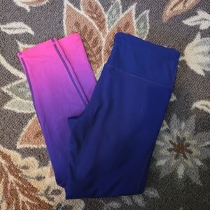 Gap Fit Capri Leggings Ombre